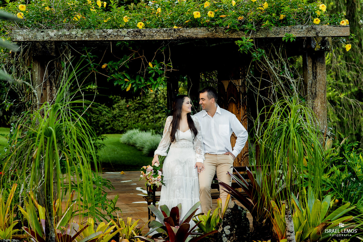 fotos de pre casamento de Alessandra xule e rafael da cidade de antunes mg tijolo fotos no shangrila e fotografo cidade de Para de minas/MG, fotografia registrada pelo fotógrafo de casamento Israel Lemos.