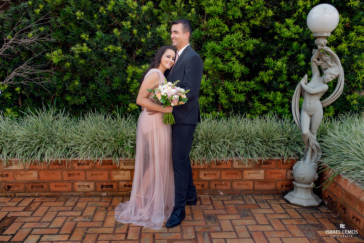 fotos de pre casamento de Alessandra xule e rafael da cidade de antunes mg tijolo fotos no shangrila e fotografo cidade de Para de minas/MG, fotografia registrada pelo fotógrafo de casamento Israel Lemos.