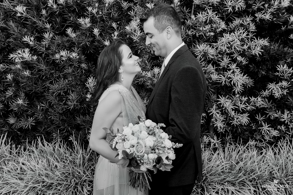 Buque Girassol em para de minas floricultura