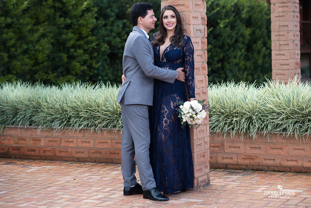 fotos de pre casamento de Rafaellem e sargento Marcelo  da stima vila do ouro da cidade de pitangui fotos no shangrila e fotografo cidade de Para de minas/MG, fotografia registrada pelo fotógrafo de casamento Israel Lemos. e Produção de Tamara oliveira 