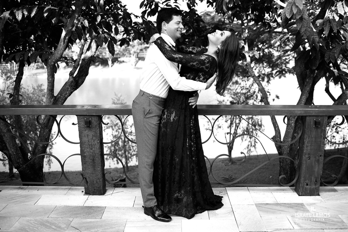 fotos de pre casamento de Rafaellem e sargento Marcelo  da stima vila do ouro da cidade de pitangui fotos no shangrila e fotografo cidade de Para de minas/MG, fotografia registrada pelo fotógrafo de casamento Israel Lemos. e Produção de Silmaria oliveira 