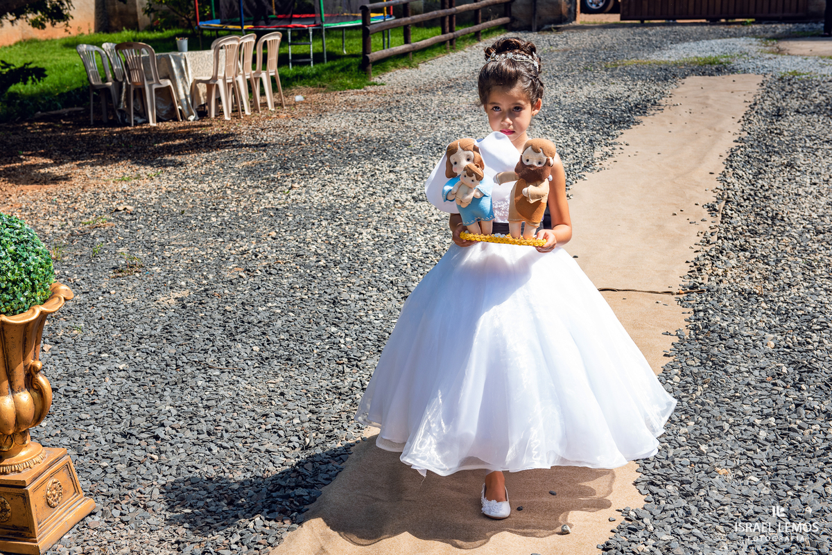 fotos do casamento de Rafaellem e sargento Marcelo  da setima vila do ouro da cidade de pitangui fotos  e fotografo cidade de Para de minas/MG, fotografia registrada pelo fotógrafo de casamento Israel Lemos. e Produção de Tamara oliveira 