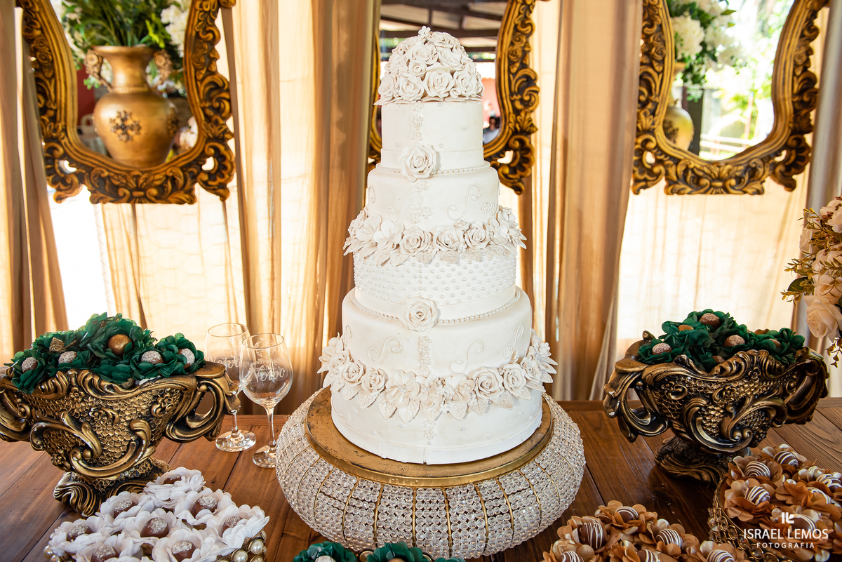 fotos do casamento de Rafaellem e sargento Marcelo  da setima vila do ouro da cidade de pitangui fotos  e fotografo cidade de Para de minas/MG, fotografia registrada pelo fotógrafo de casamento Israel Lemos. e Produção de Tamara oliveira 