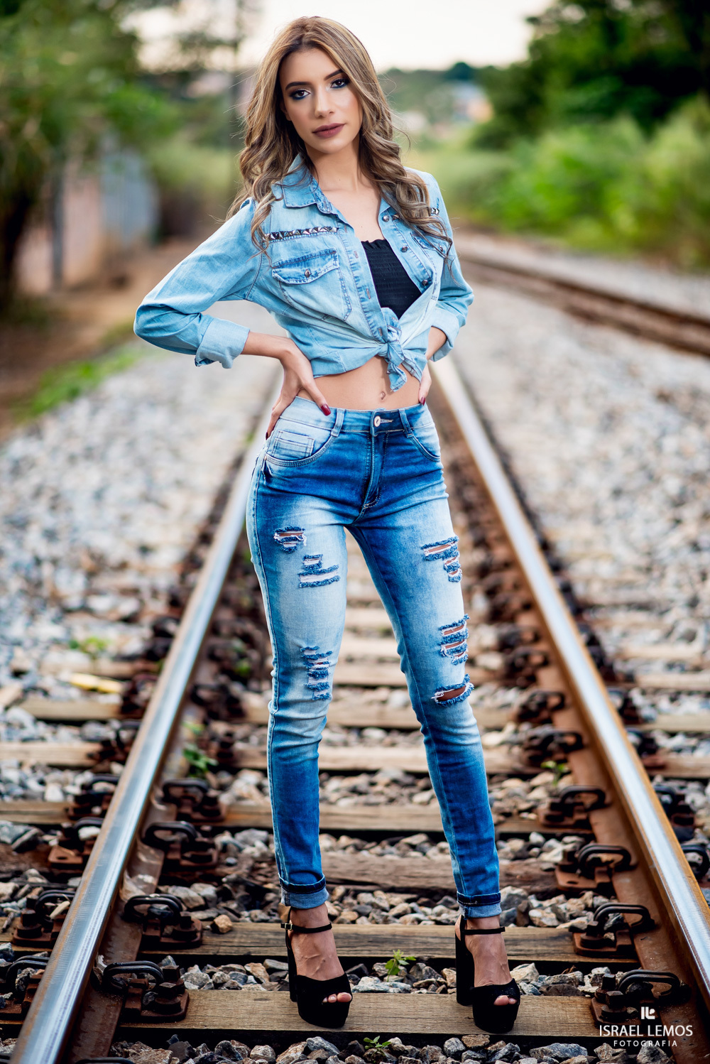 Fotos em para de minas para modelo fotografica feitas pelo fotografo de modelos de para de minas Israel lemos