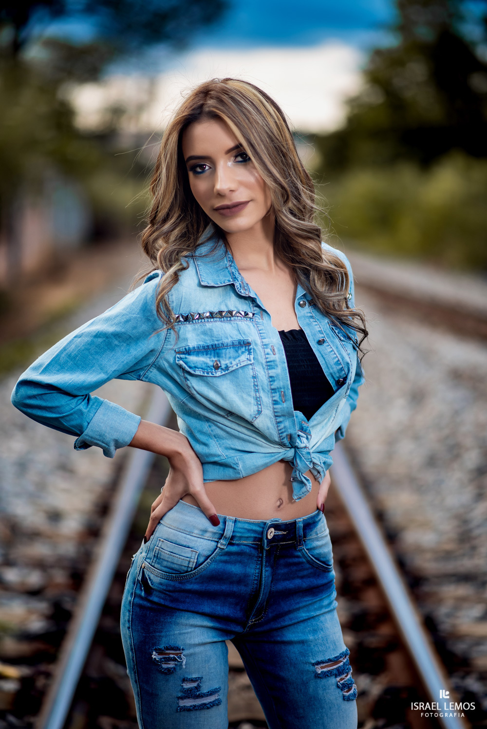 Fotos em para de minas para modelo fotografica feitas pelo fotografo de modelos de para de minas Israel lemos