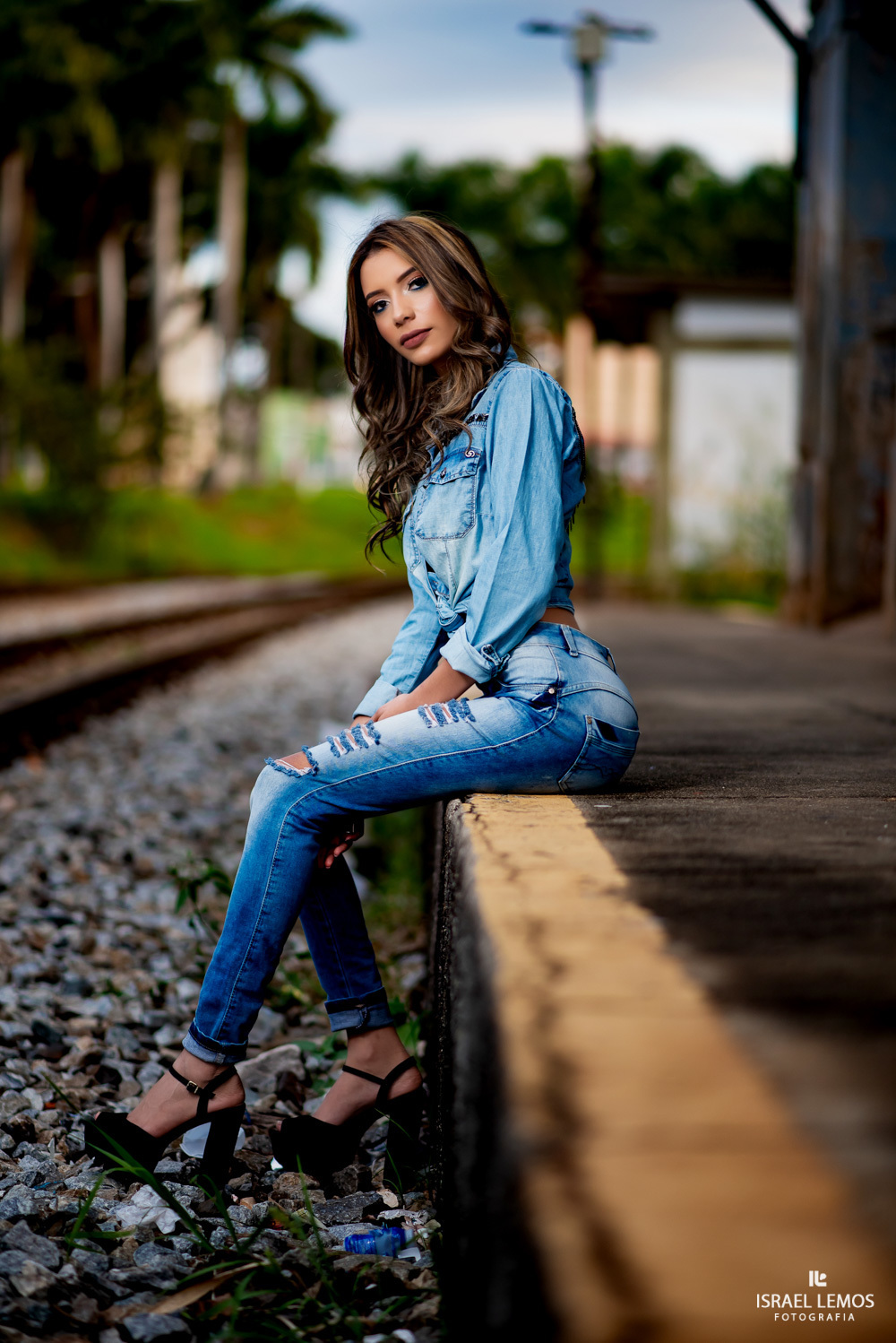 Fotos em para de minas para modelo fotografica feitas pelo fotografo de modelos de para de minas Israel lemos