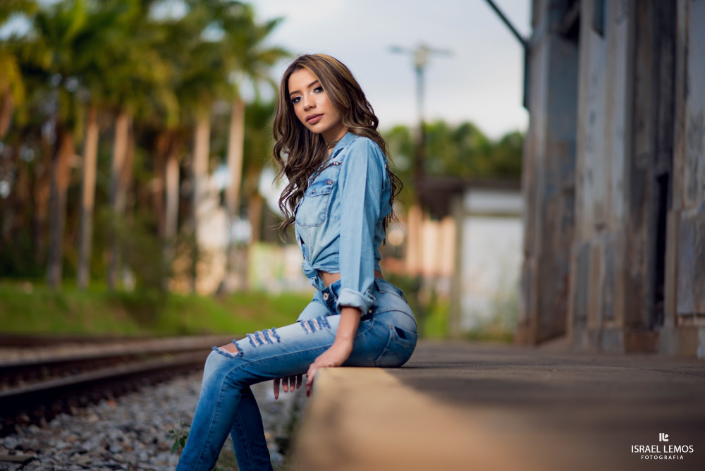 Fotos em para de minas para modelo fotografica feitas pelo fotografo de modelos de para de minas Israel lemos