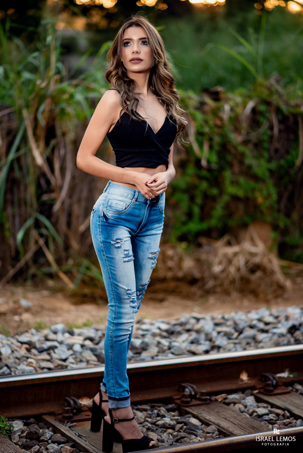 Fotos em para de minas para modelo fotografica feitas pelo fotografo de modelos de para de minas Israel lemos