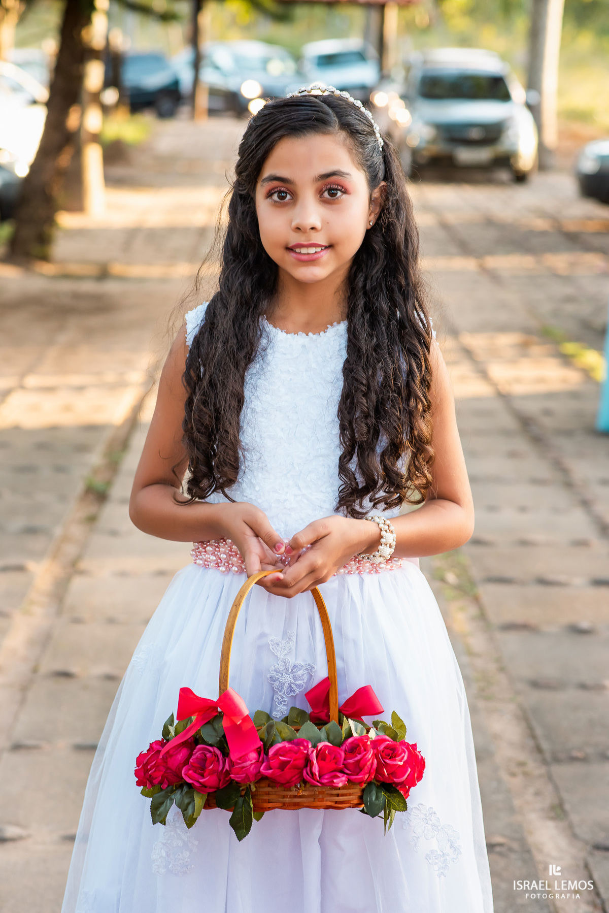 Casamento de Tahina e Fabricio realizado na Silmaria noivas na igreja maratona em cidade de Para de minas/MG, fotografia registrada com make de Dionizio pelo fotógrafo de casamento Israel Lemos.