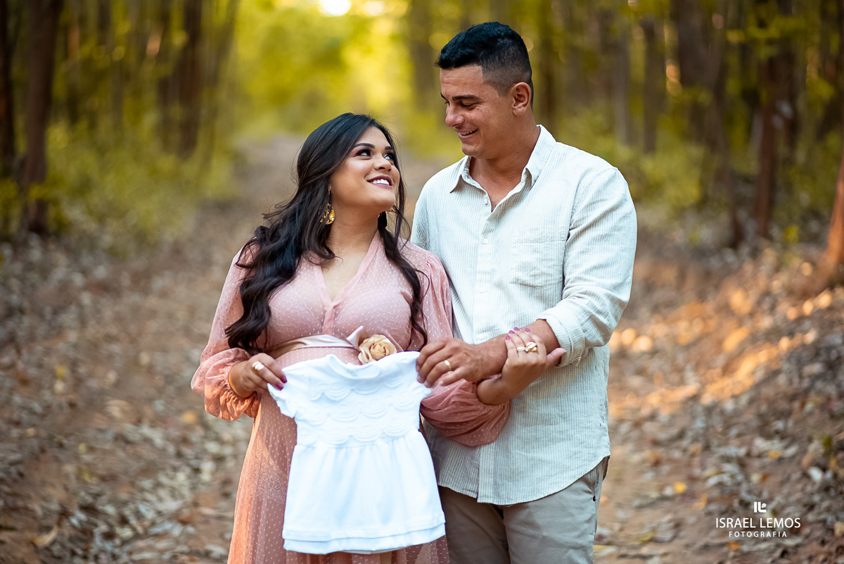 Gestação da Sarah pais juliana arquiteta e Rodrigo vazante para de minas fotos de gestação pelo fotógrafo Israel lemos