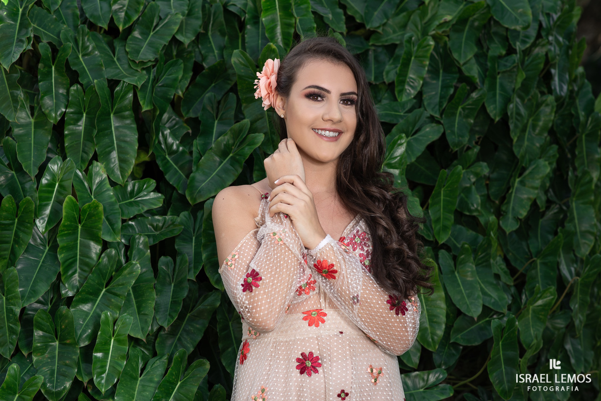 Fotos de 15 anos de Marcela com produção de roupas em para de minas Carllos nogueira fotos feitas pelo fotografo de Para de Minas MG Israel Lemos o melhor da cidade