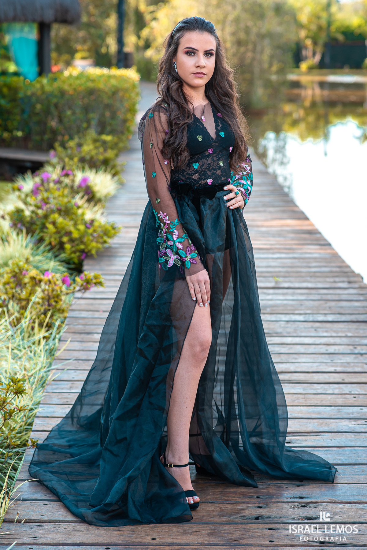 Fotos de 15 anos de Marcela com produção de roupas em para de minas Carllos nogueira fotos feitas pelo fotografo de Para de Minas MG Israel Lemos o melhor da cidade