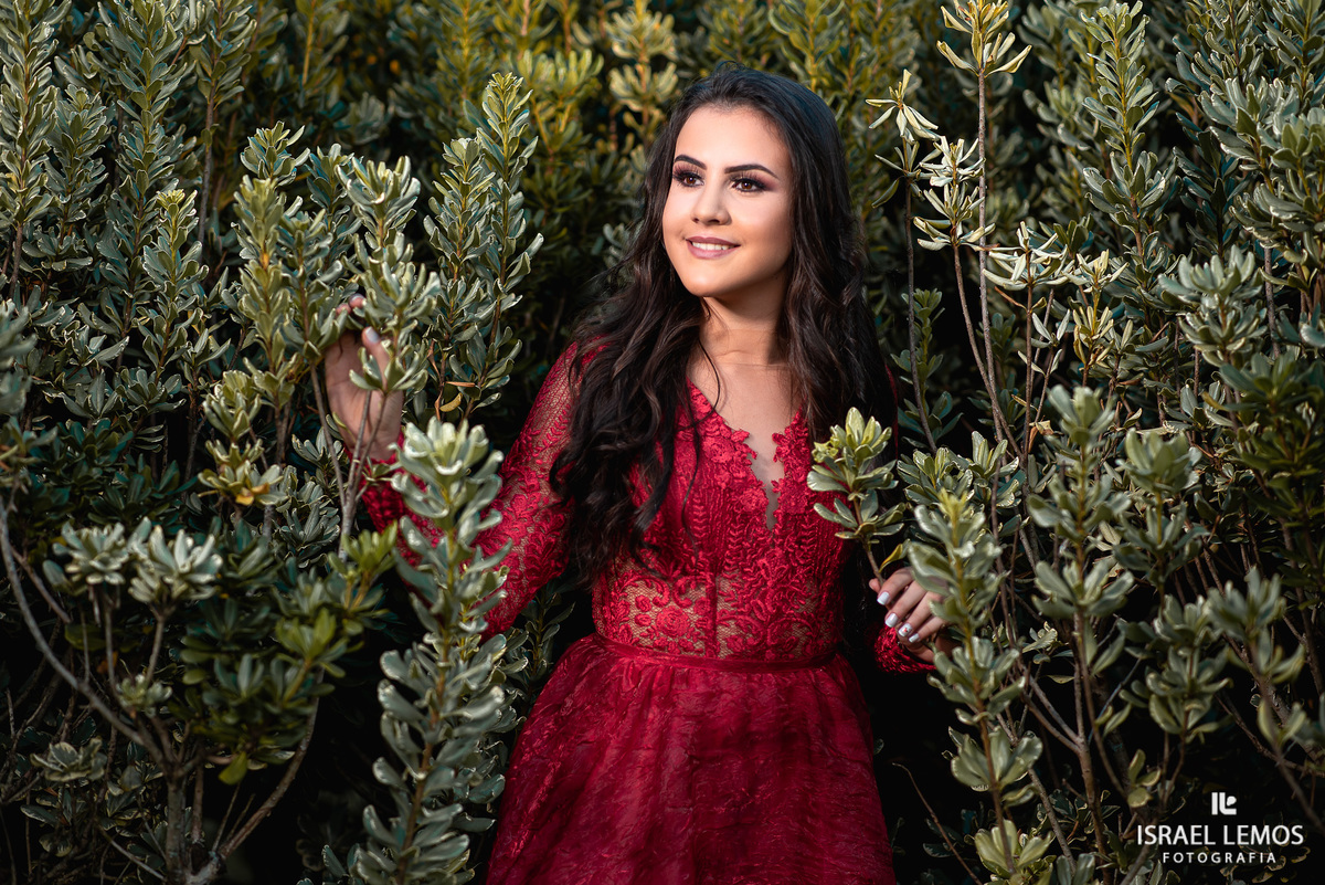 Fotos de 15 anos de Marcela com produção de roupas em para de minas Carllos nogueira fotos feitas pelo fotografo de Para de Minas MG Israel Lemos o melhor da cidade