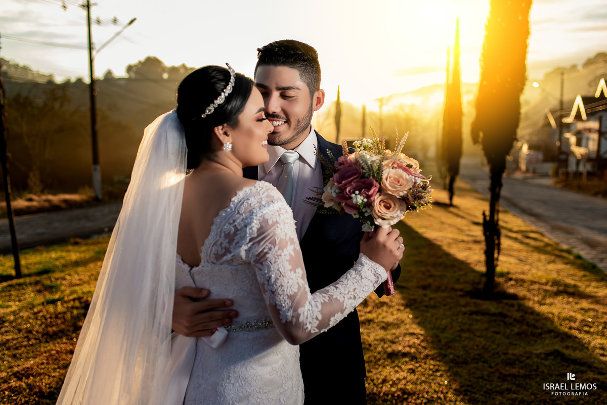 fotos de save the date pre casamento na cidade de Monte Verde pelo fotografo Israel Lemos 