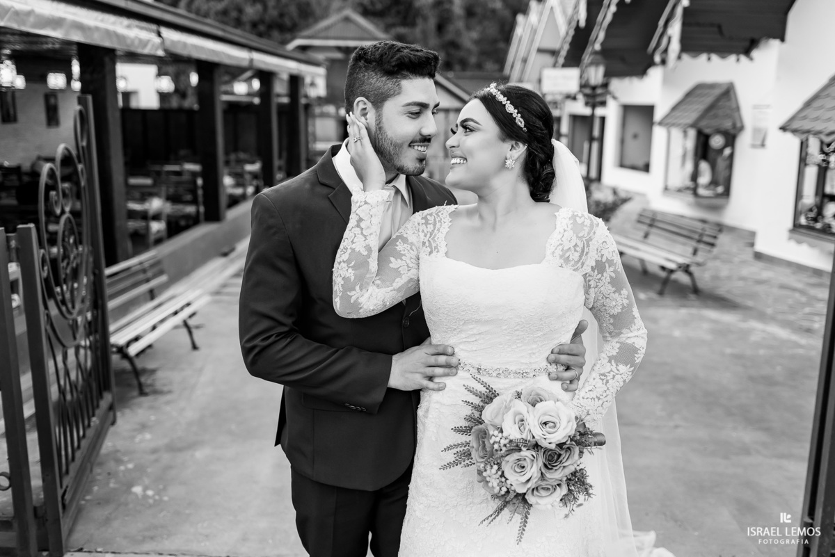 fotos de save the date pre casamento na cidade de Monte Verde pelo fotografo Israel Lemos 