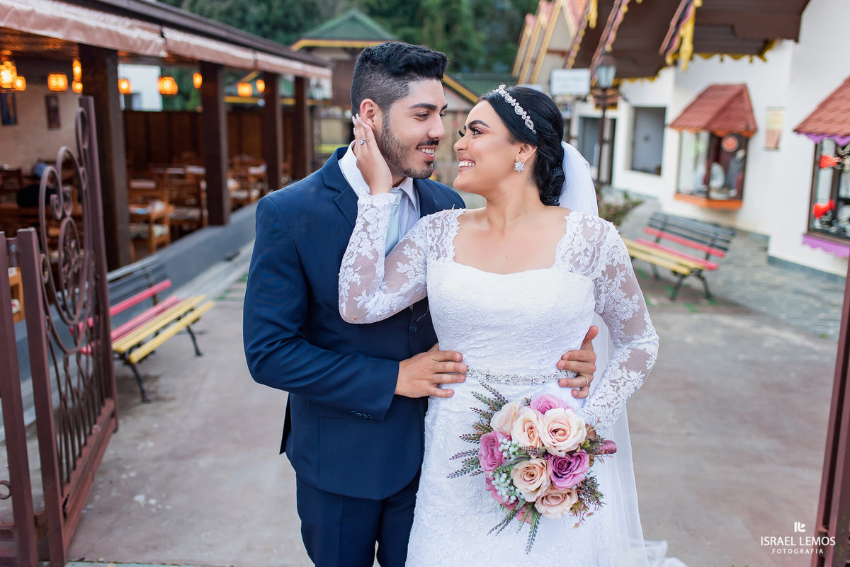 fotos de save the date pre casamento na cidade de Monte Verde pelo fotografo Israel Lemos 