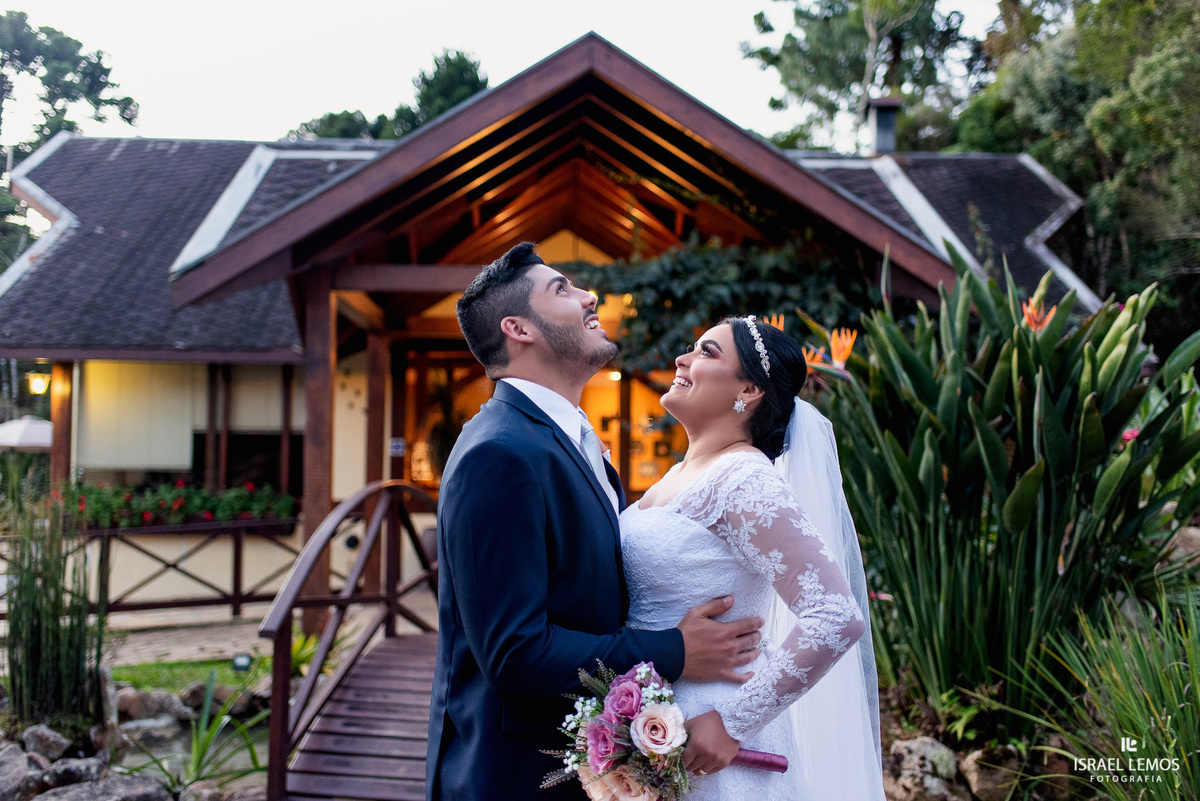 fotos de save the date pre casamento na cidade de Monte Verde pelo fotografo Israel Lemos 