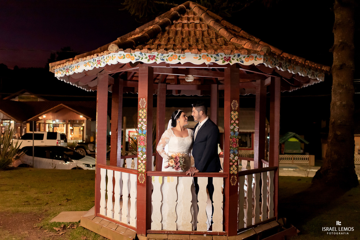 fotos de save the date pre casamento na cidade de Monte Verde pelo fotografo Israel Lemos 