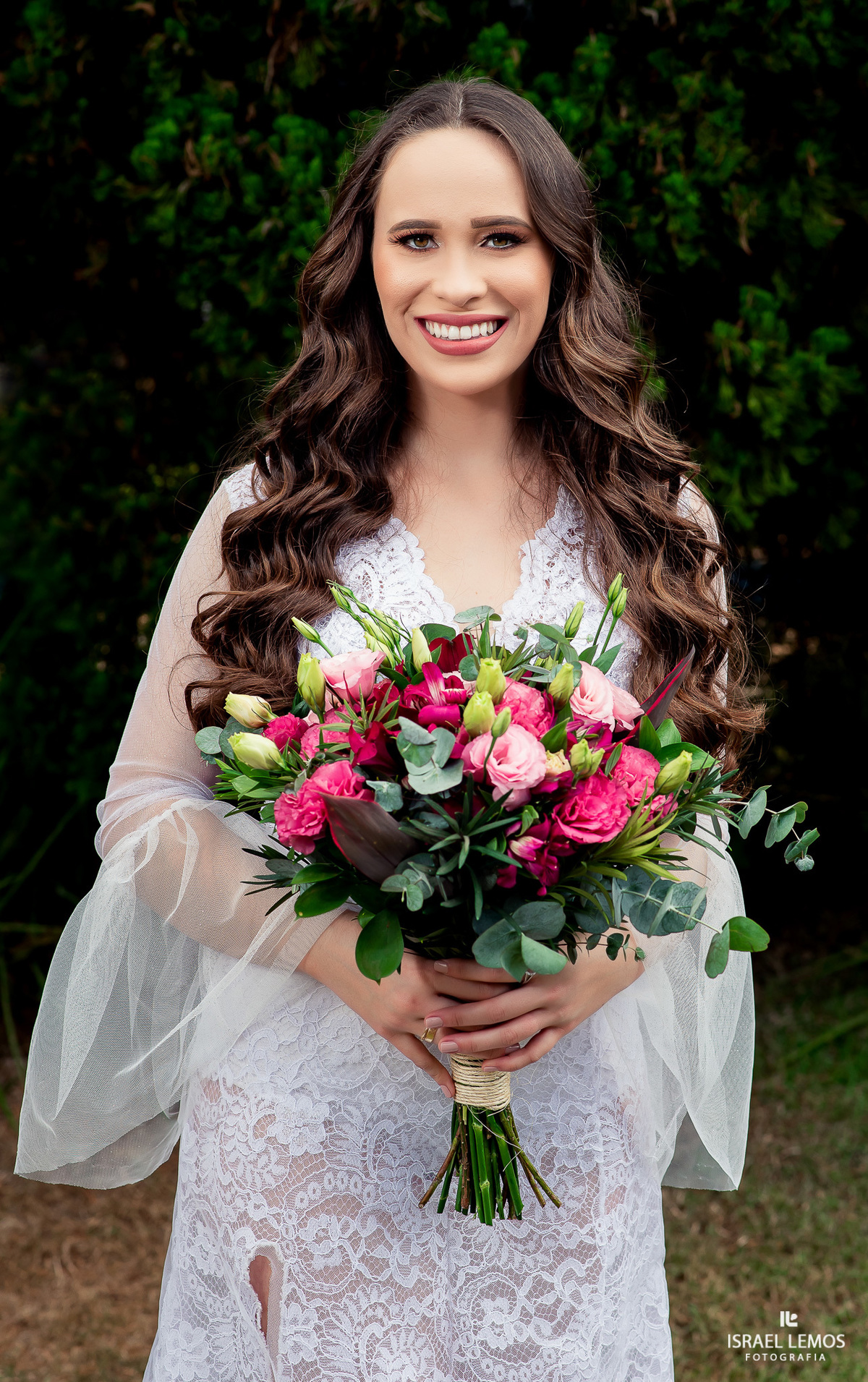Fotografo de casamentos da cidade de Para de minas e região casal Ian e Carol da cidade vizinha  com produção de roupa de maquiagem by Paulo Vasconcelos foto e video para casamento