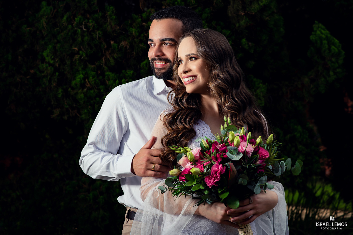 Fotografo de casamentos da cidade de Para de minas e região casal Ian e Carol da cidade vizinha  com produção de roupa de maquiagem by Paulo Vasconcelos foto e video para casamento