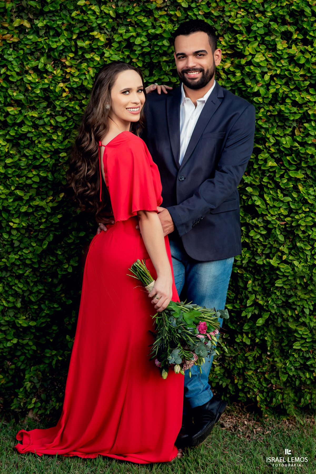 Fotografo de casamentos da cidade de Para de minas e região casal Ian e Carol da cidade vizinha  com produção de roupa de maquiagem by Paulo Vasconcelos foto e video para casamento
Buque de Gra decor