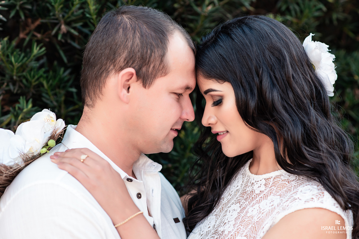 Fotografo de casamentos da cidade de Para de minas e região casal Mariana e Ramon da cidade vizinha de Pitangui   com produção de roupa de maquiagem by Carlos nogueira foto e video para casamento