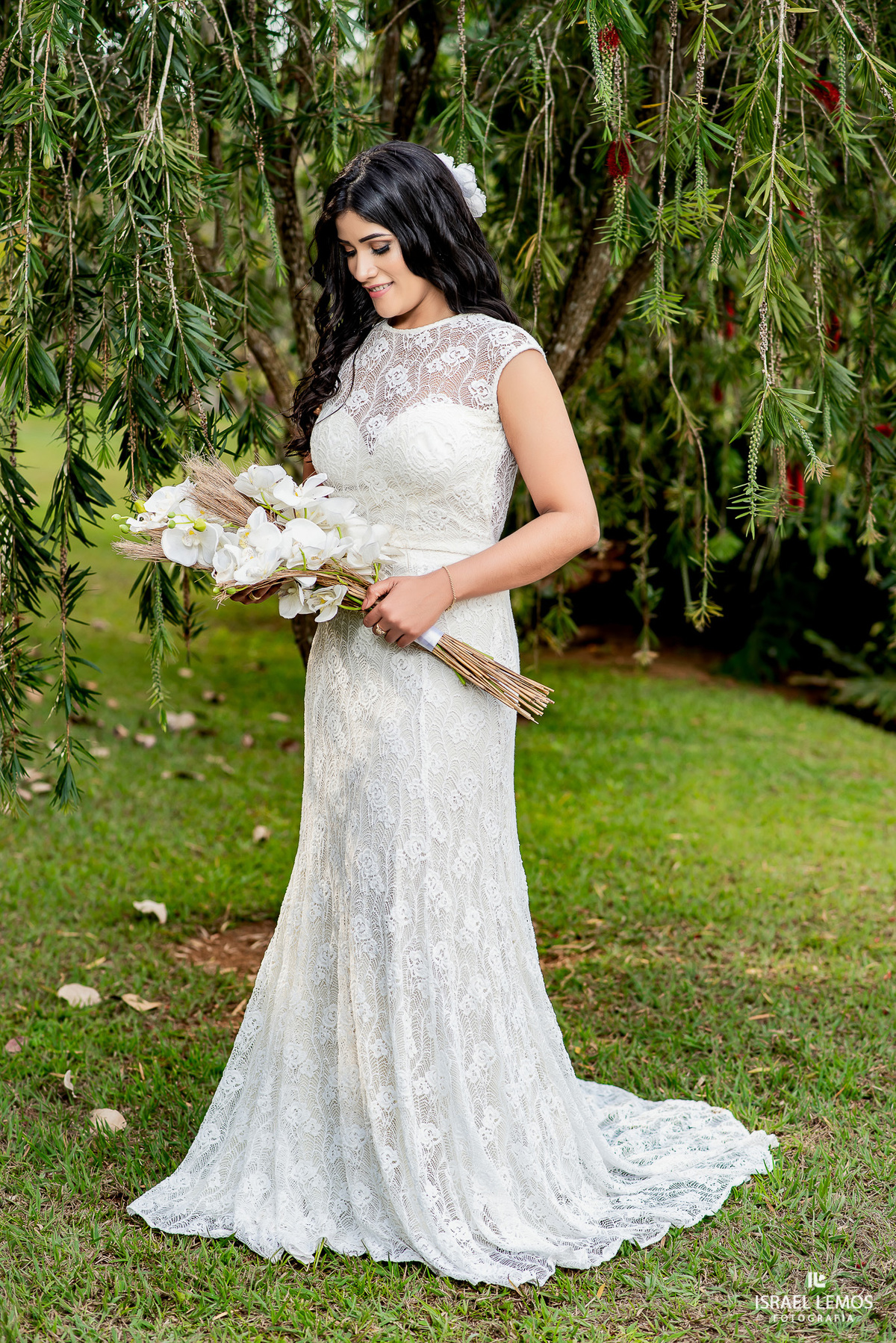 Fotografo de casamentos da cidade de Para de minas e região casal Mariana e Ramon da cidade vizinha de Pitangui   com produção de roupa de maquiagem by Carlos nogueira foto e video para casamento