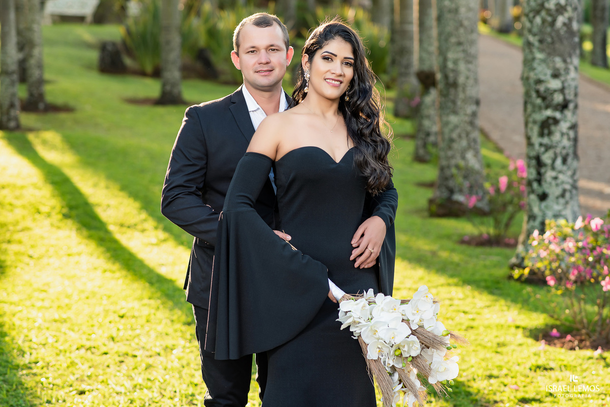 Fotografo de casamentos da cidade de Para de minas e região casal Mariana e Ramon da cidade vizinha de Pitangui   com produção de roupa de maquiagem by Carlos nogueira foto e video para casamento