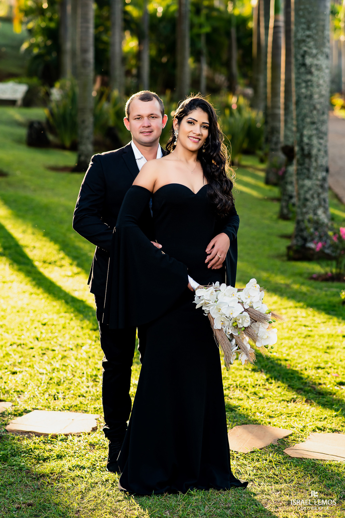 Fotografo de casamentos da cidade de Para de minas e região casal Mariana e Ramon da cidade vizinha de Pitangui   com produção de roupa de maquiagem by Carlos nogueira foto e video para casamento