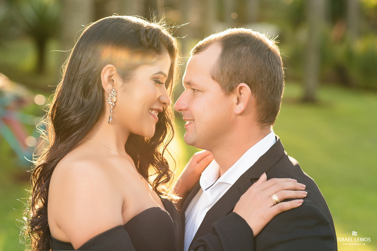 Fotografo de casamentos da cidade de Para de minas e região casal Mariana e Ramon da cidade vizinha de Pitangui   com produção de roupa de maquiagem by Carlos nogueira foto e video para casamento