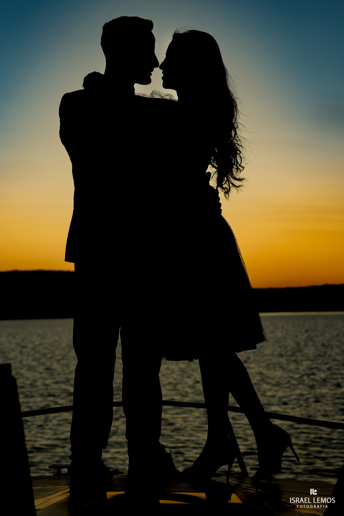 como alugar una lancha em capitolio furnas