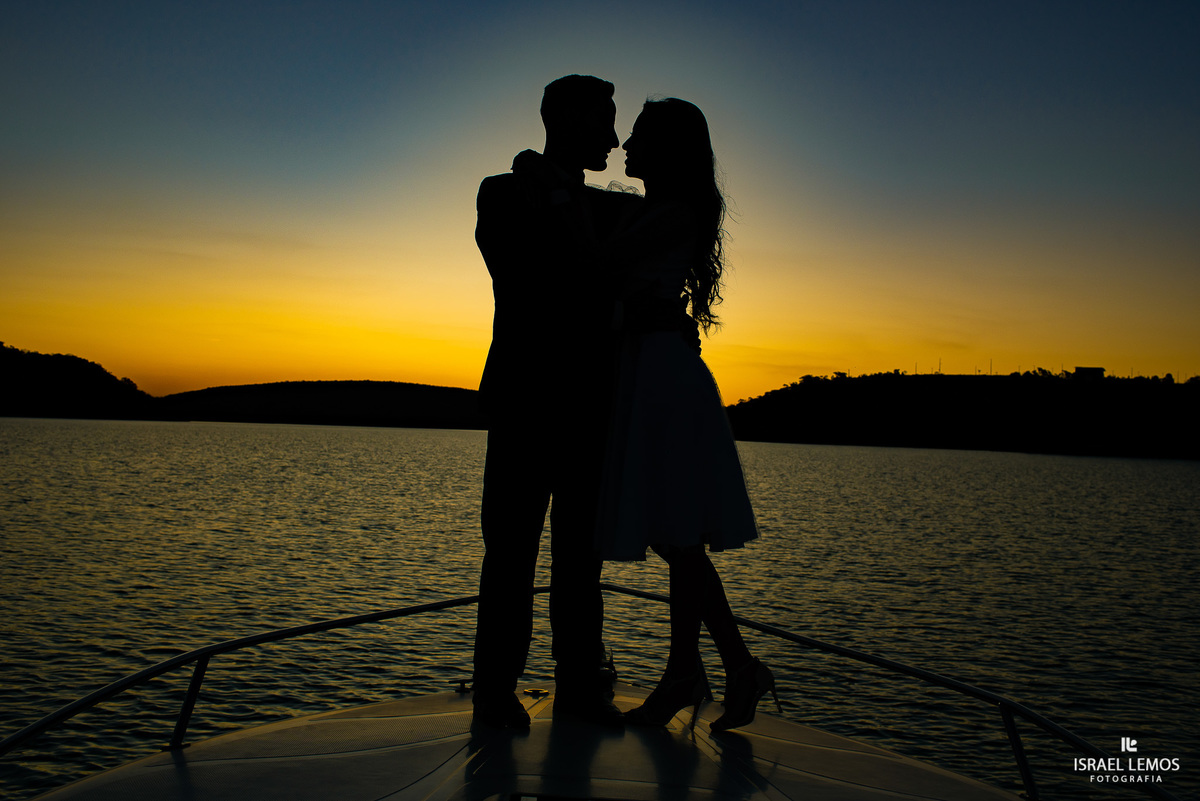 foto lancha em capitolio escarpas furnas