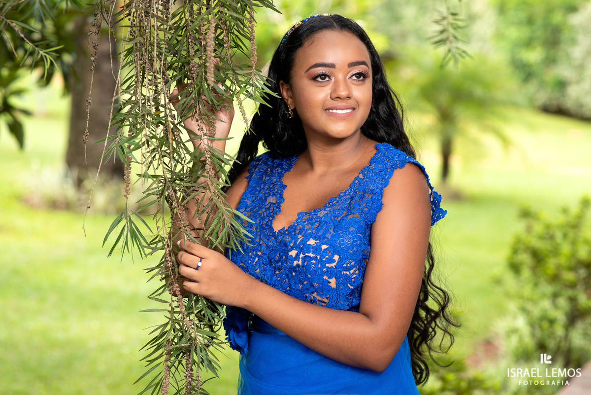 fotos de debutante Confira o video clip de 15 anos de Bruna uma menina super alto astral, o espaço escolhido foi o Shangrila em Mateus Lemes MG. #15Anos #IsraelLemos

Produção: Tamara Oliveira
Espaço: Shangrila