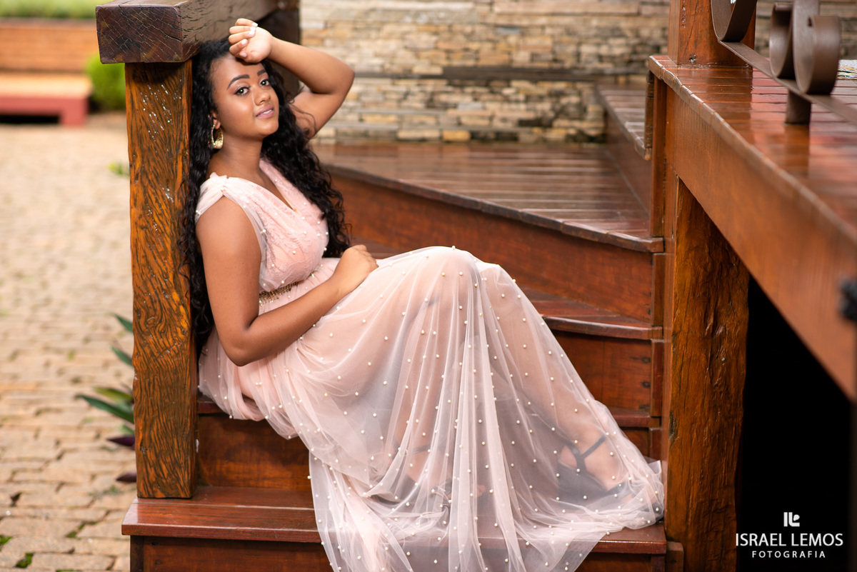 fotos de debutante Confira o video clip de 15 anos de Bruna uma menina super alto astral, o espaço escolhido foi o Shangrila em Mateus Lemes MG. #15Anos #IsraelLemos

Produção: Tamara Oliveira
Espaço: Shangrila