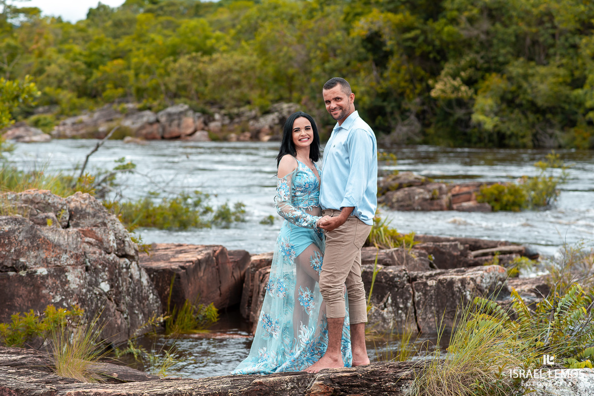 Me promete que vai ficar não só uma noite, mas a vida inteira?
Hada Maller
Acho que sou alérgica a todas as outras pessoas, você é o único agora eu tenho certeza.
Dove Cameron