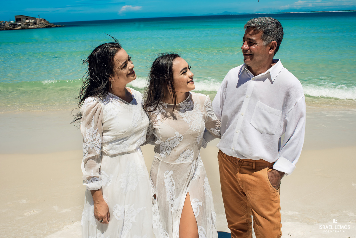 pais da Julia em arraial do cabo