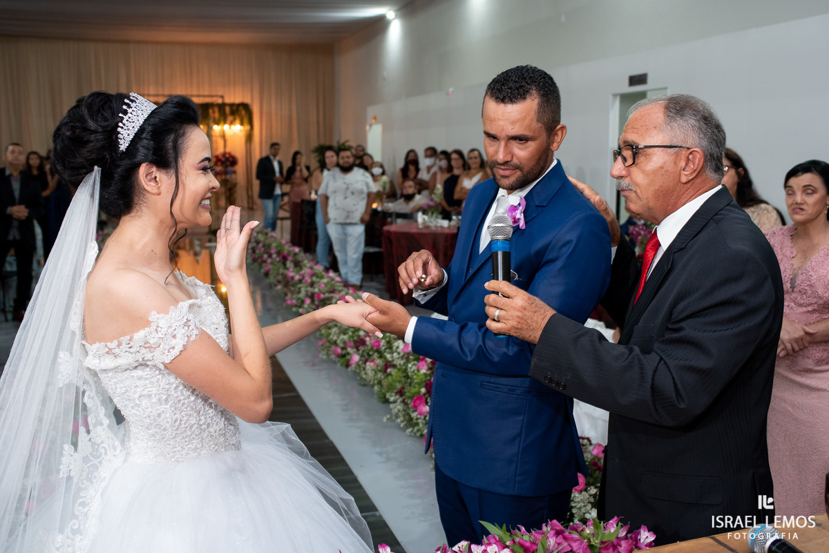 Pastor Zacarias para de minas