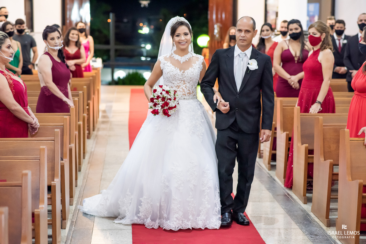 foto da Igreja Matriz de Sao francisco em Para de Minas MG