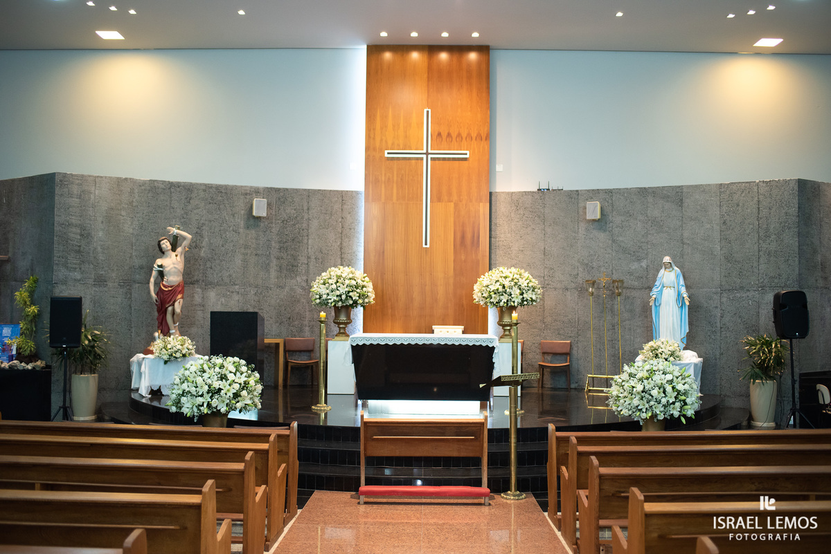 Igreja de sao Sebastiao em para de minas fotografia de casamento em para de minas pelo fotografo israel lemos