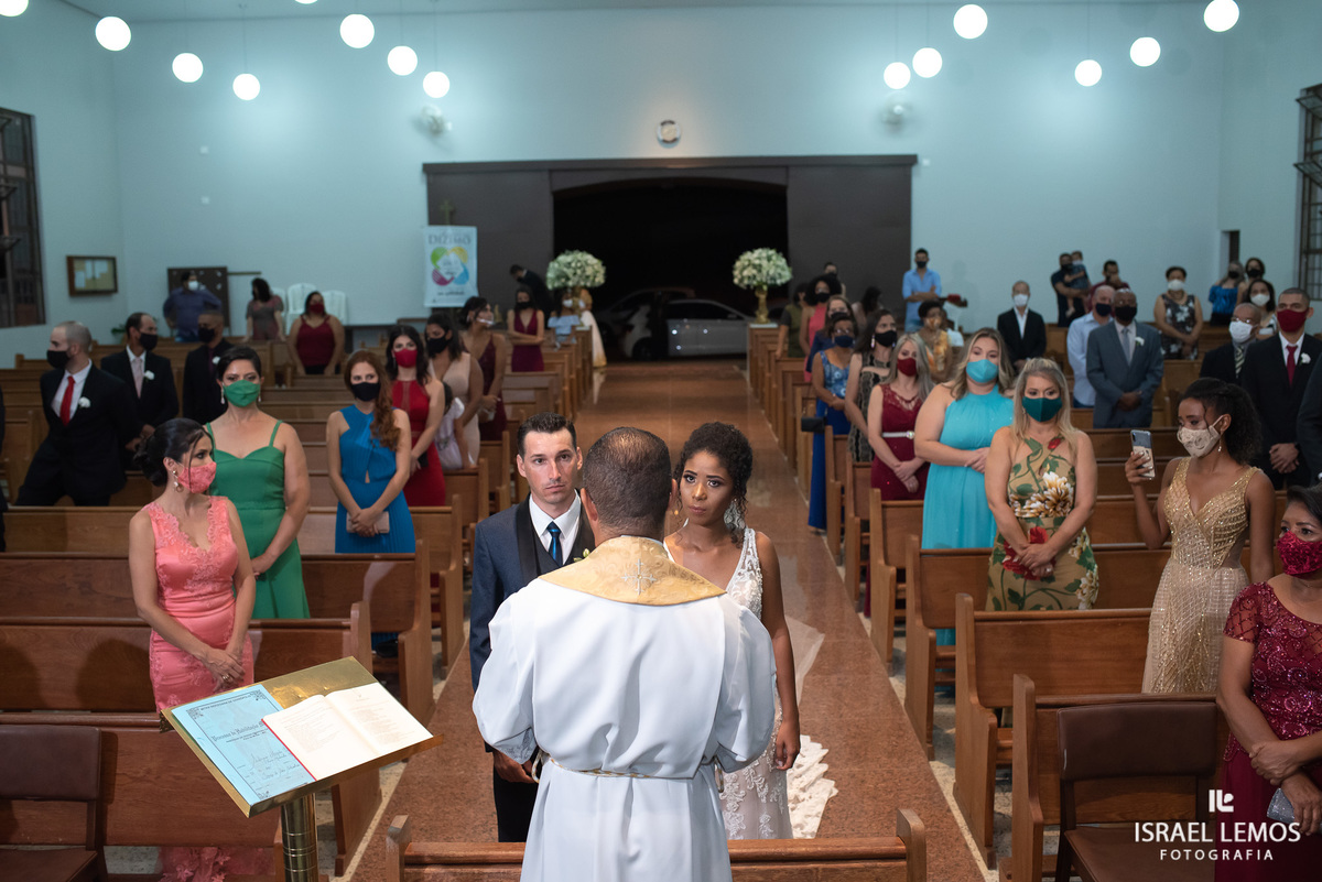 padre Adriano em para de minas