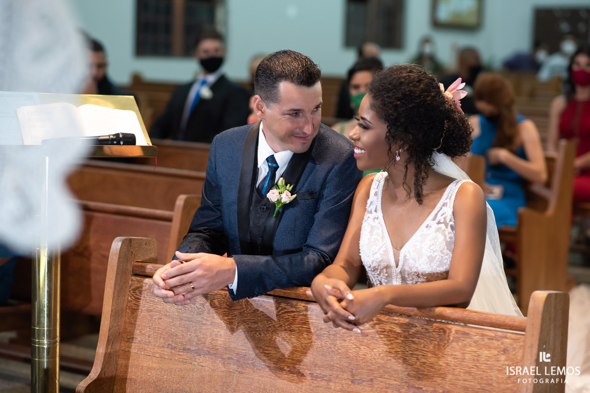 olhar emre os noivos para de minas