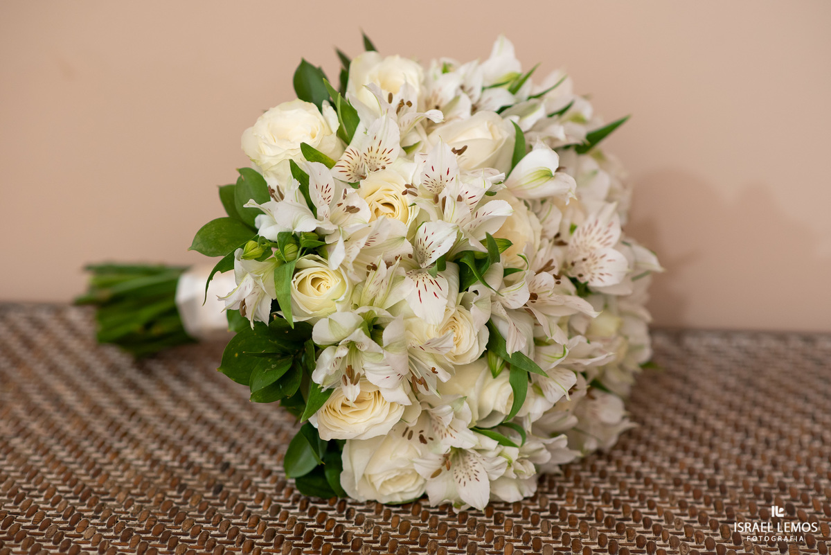 decoração de igreja para casamento girassol de para de minas