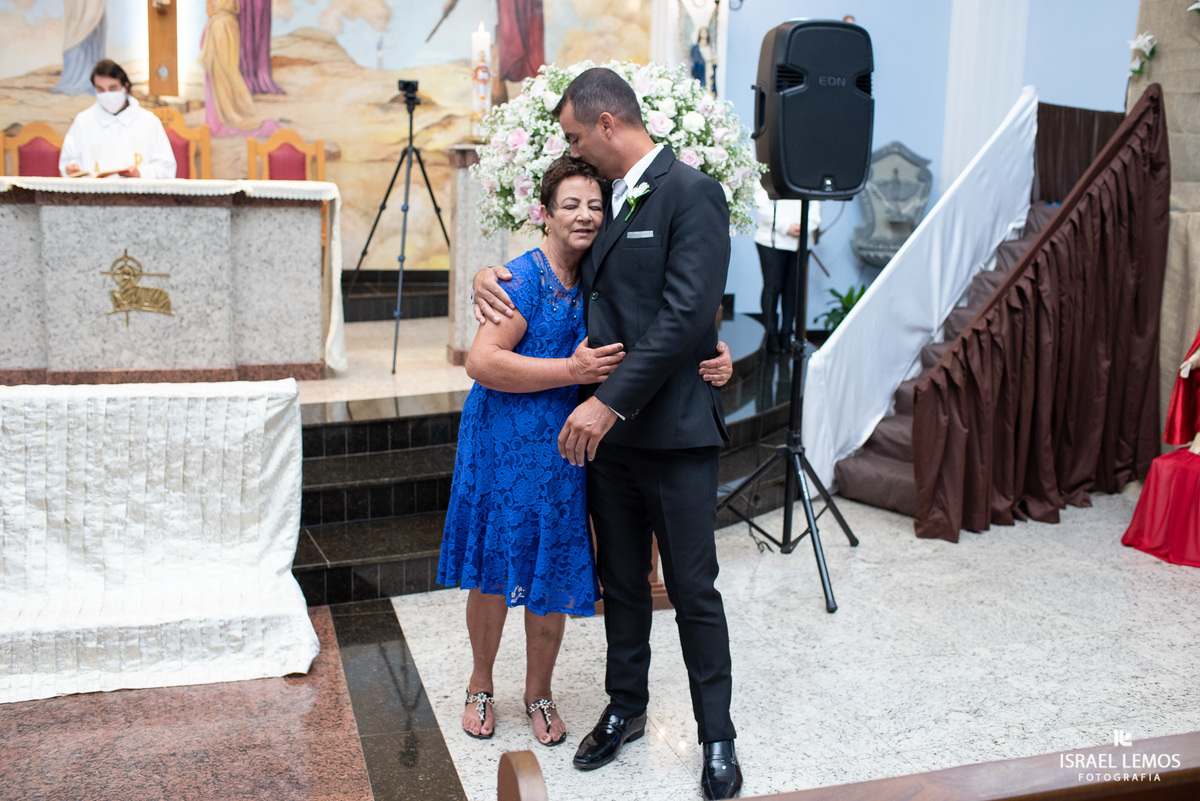 despedida do noivo de sua mãe