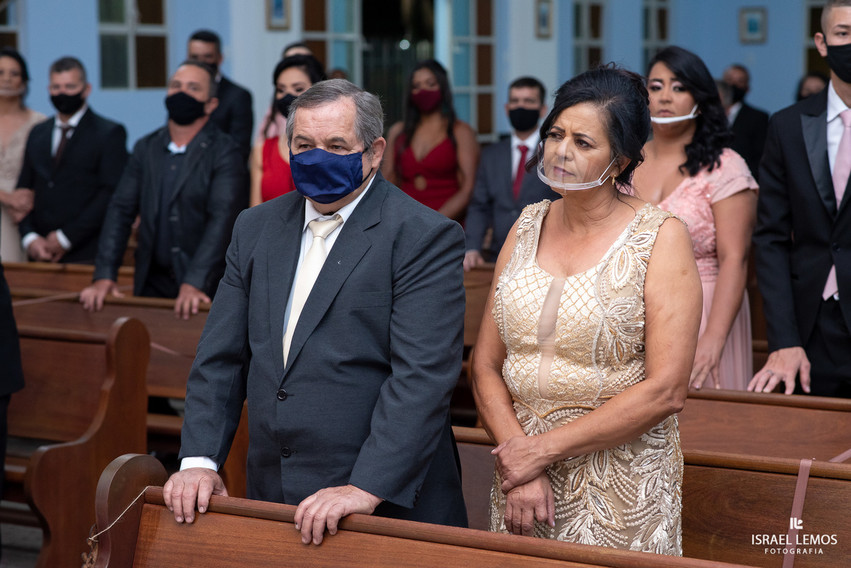 use mascara contra o covid