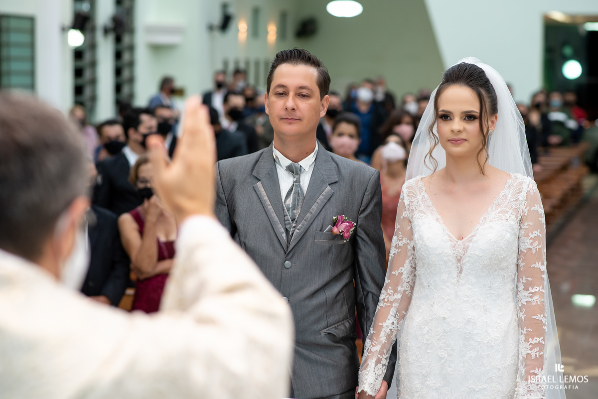 atenção dos noivos em para de minas