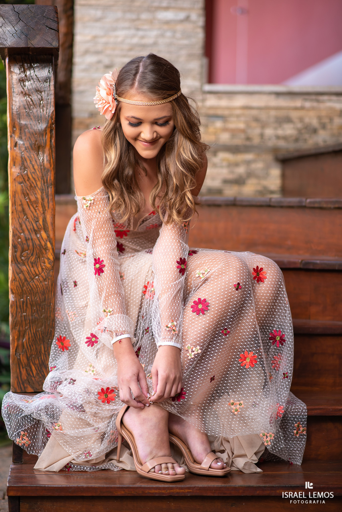 FOTOgrafia de 15 anos e debutante  em para de minas com produção de tamara oliveira e maquiagem de Silmaria Oliveira 
