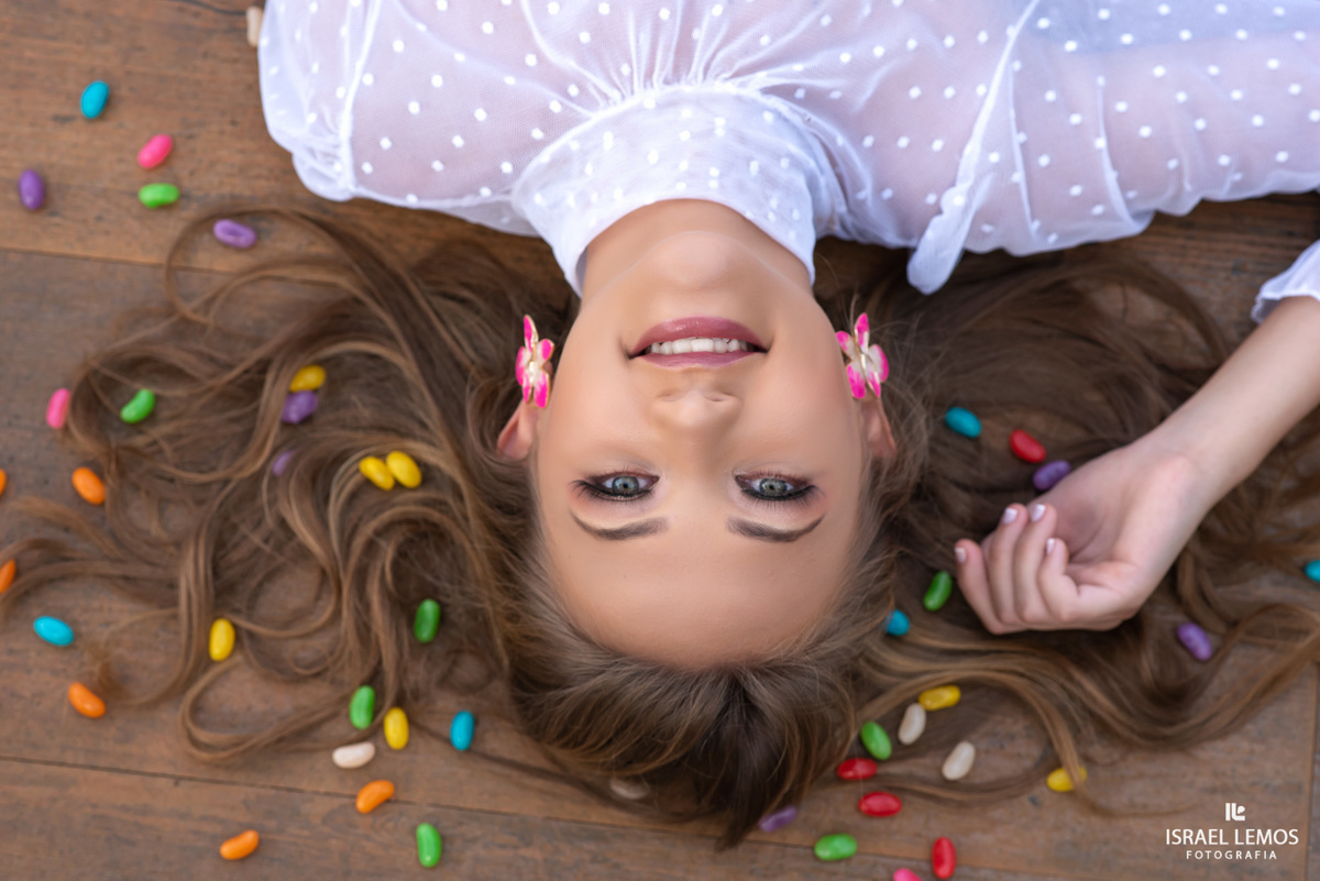 FOTOgrafia de 15 anos e debutante  em para de minas com produção de tamara oliveira e maquiagem de Silmaria Oliveira 