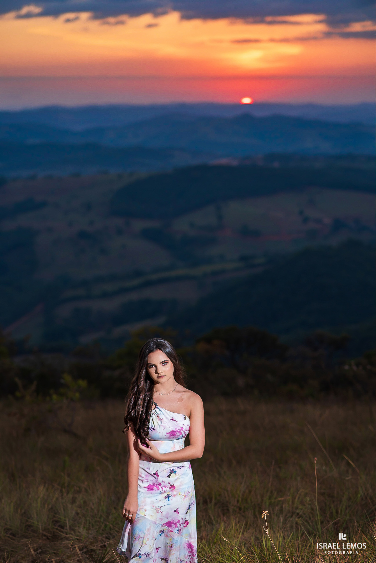 por do sol na serra do elefante em Mateus leme