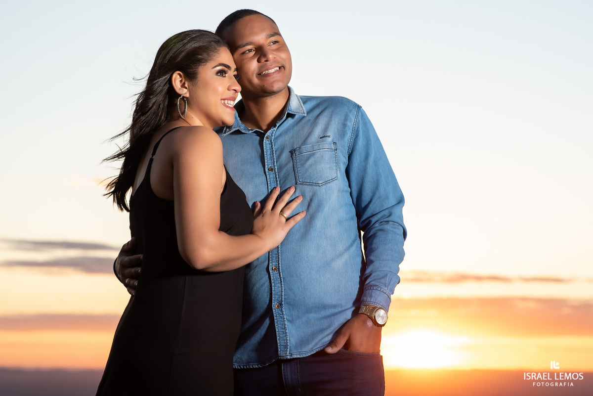 ensaio fotográfico de casal na serra do cipo casal de Pitangui MG