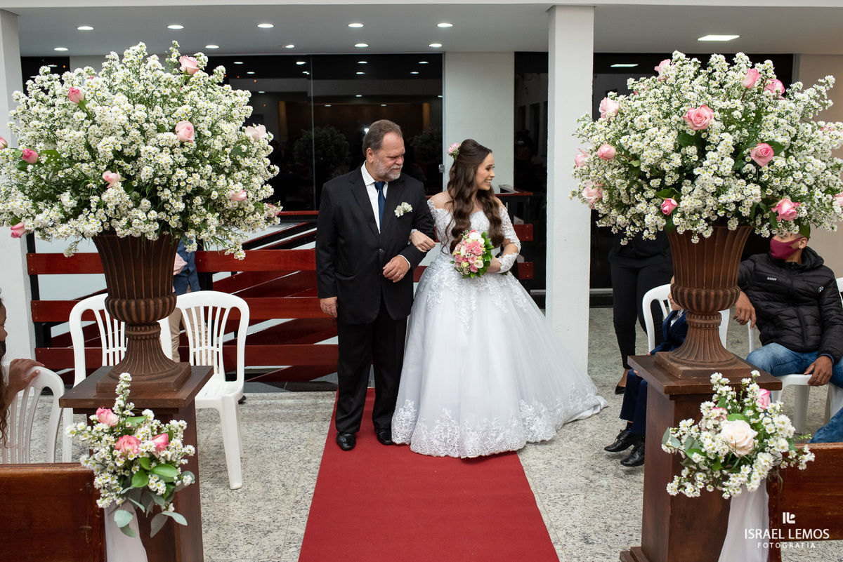 Quais são os melhores fotógrafos para cobrir um casamento em Minas Gerais?